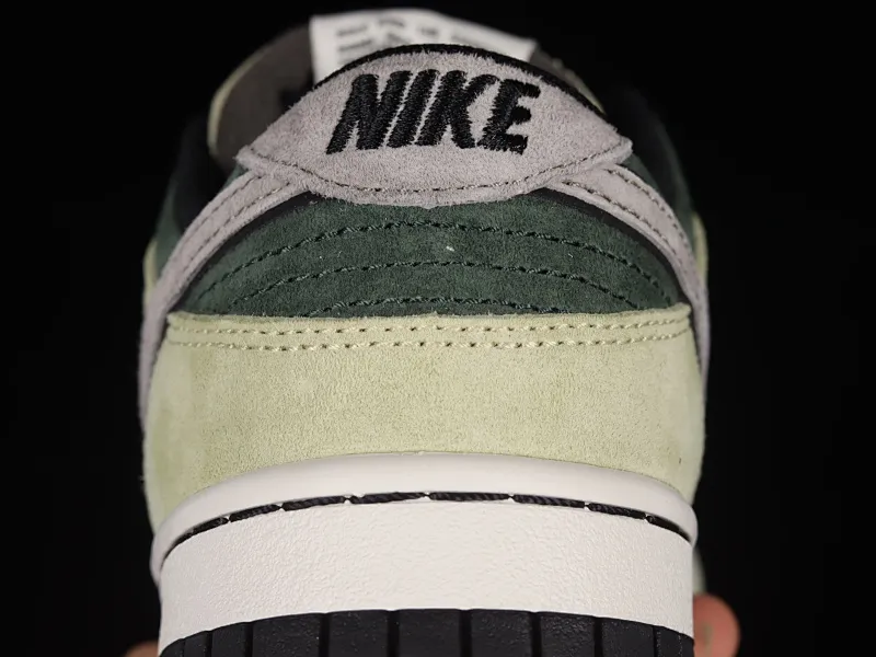 All Categories Nk SB Dunk Series Nk SB Dunk Low low-top sneakers tomo Katsuhiro x Nk SB Dunk Low "Steamboy OST" Otomo Katsuhiro co-branded SB low-top sports and leisure sneakers LF0039-036